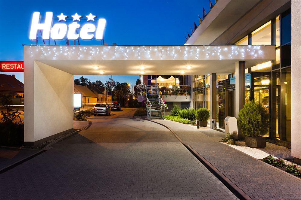 Jasek Premium Hotel ヴロツワフ エクステリア 写真