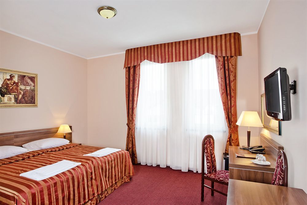 Jasek Premium Hotel ヴロツワフ エクステリア 写真