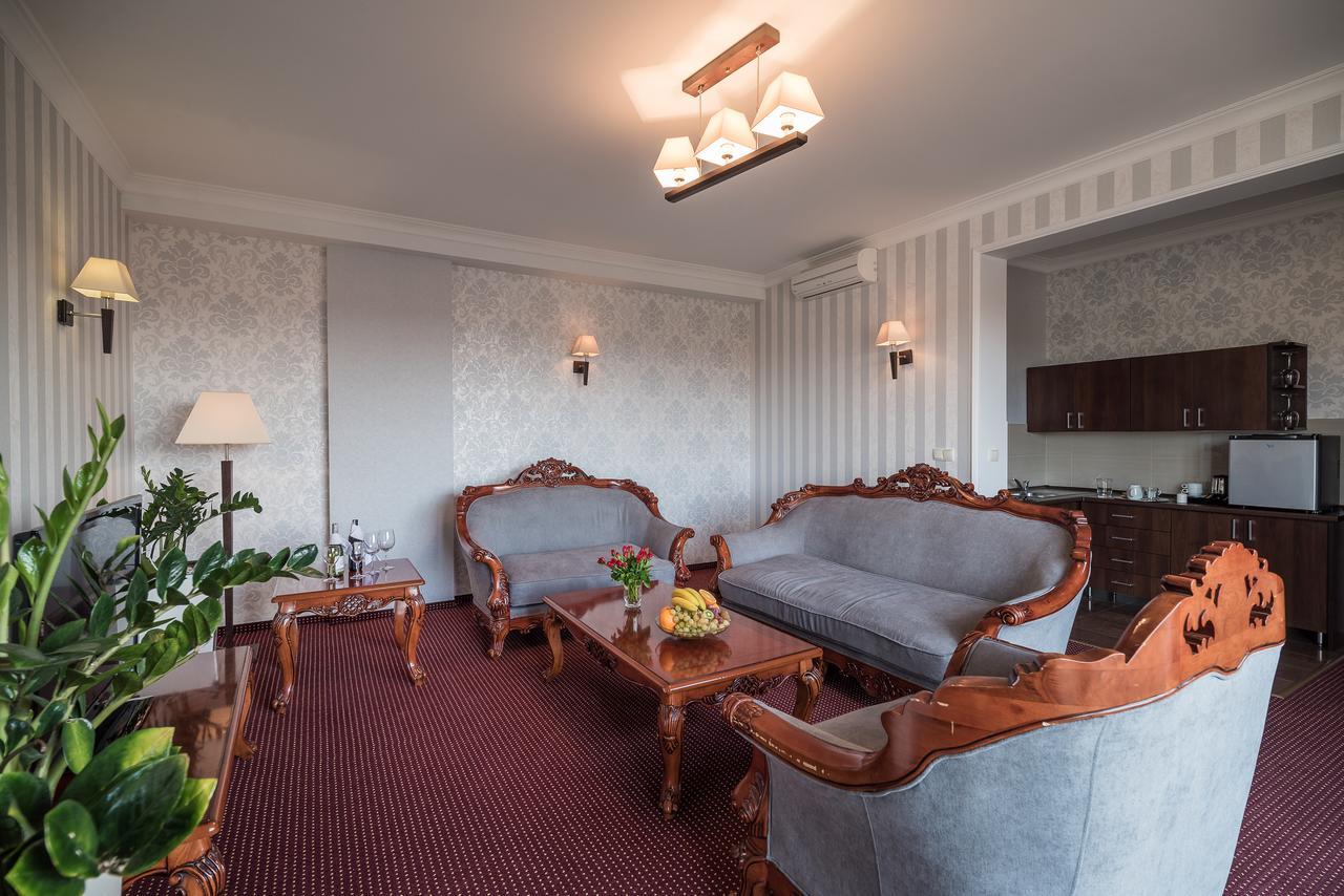 Jasek Premium Hotel ヴロツワフ エクステリア 写真