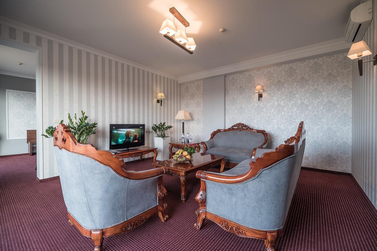Jasek Premium Hotel ヴロツワフ エクステリア 写真