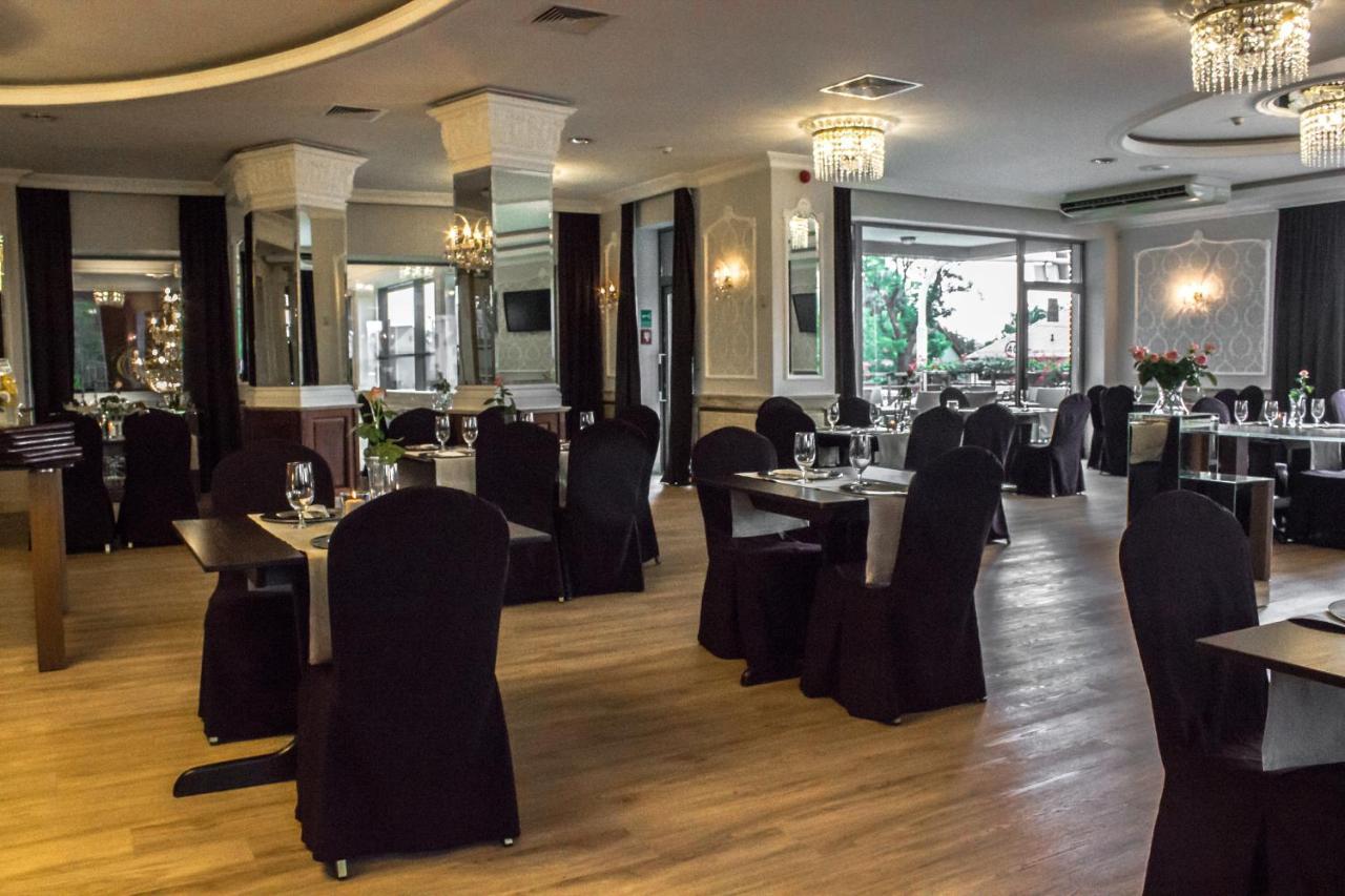 Jasek Premium Hotel ヴロツワフ エクステリア 写真